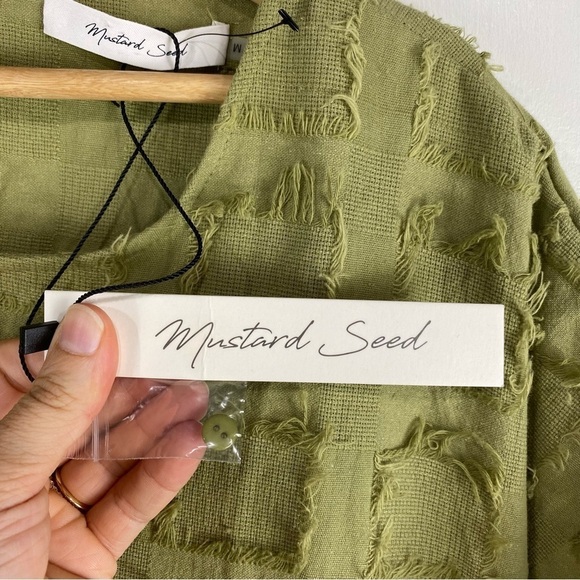 Mustard Seed BOHO Fringe Flowy Ruffle Short Sleeve Mini Dress Size Medium (NWT) - Picture 4 of 7